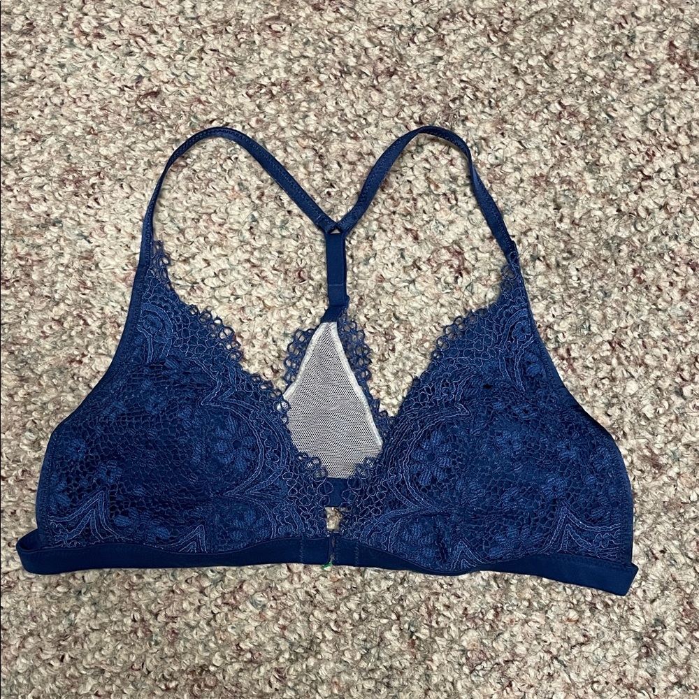 Victoria’s Secret removable padded lace Bralette clip front in Navy Blue